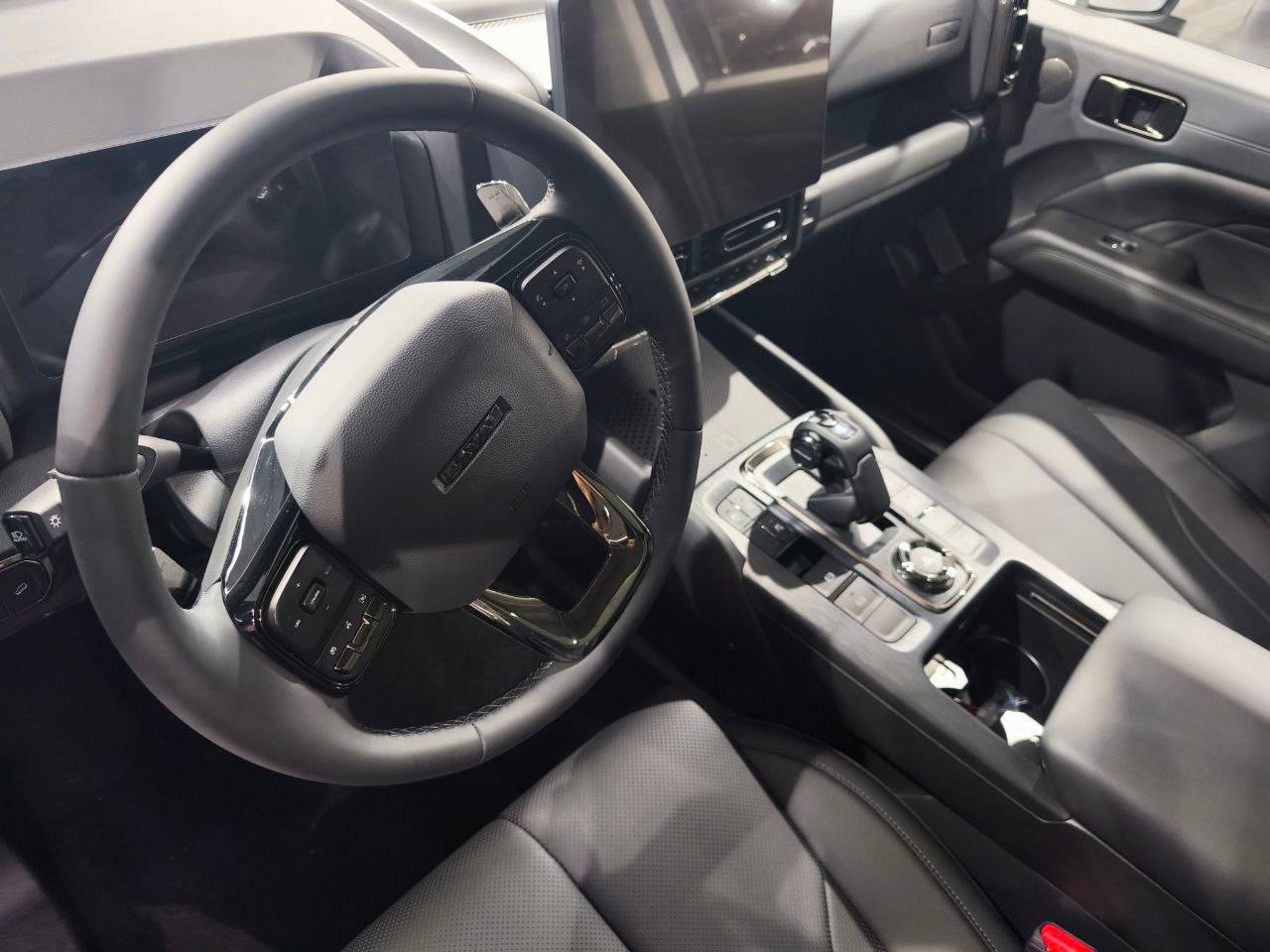 Haval H9 Premium 2.0T 8AT 4WD