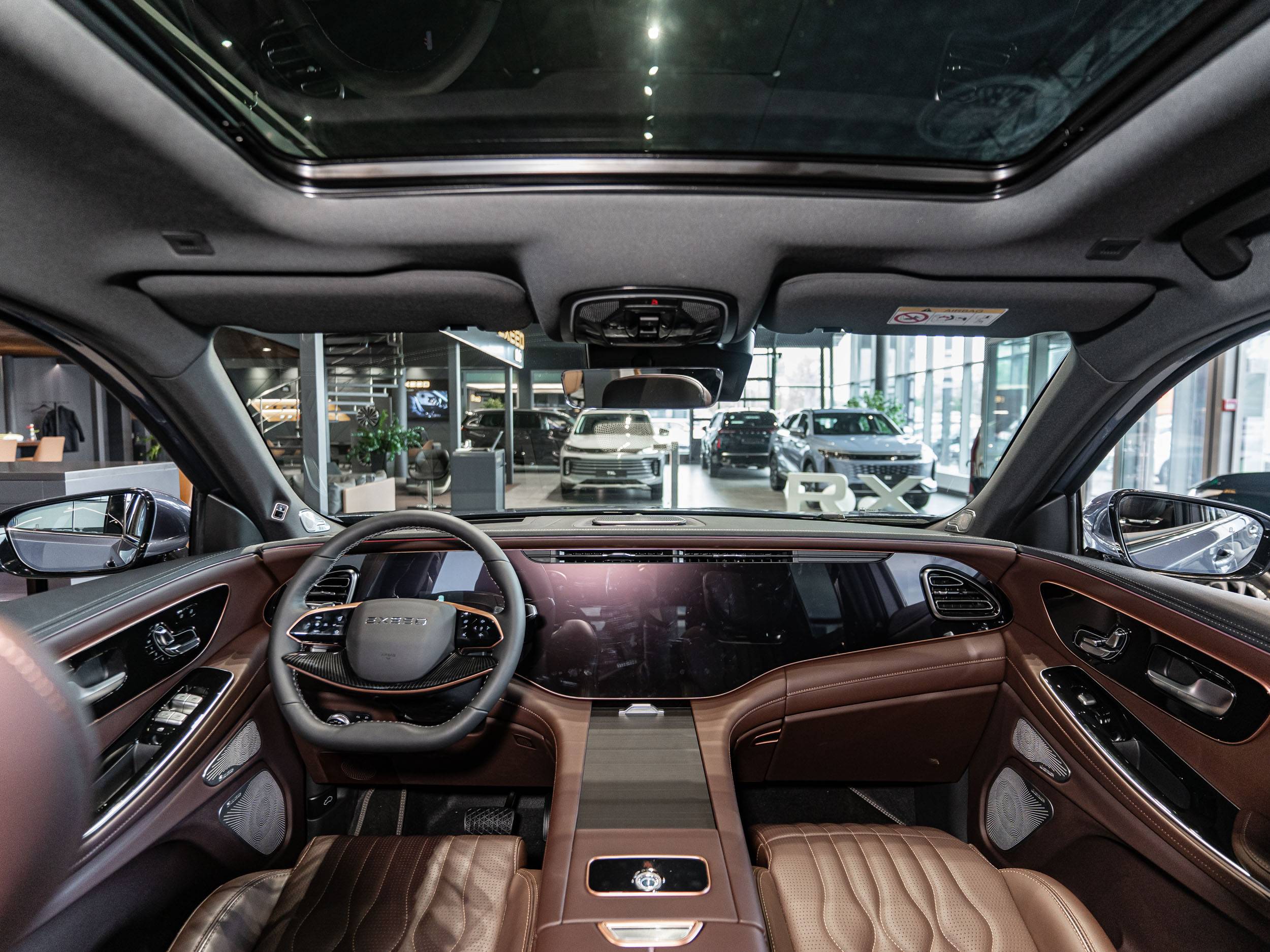 EXEED VX Президент 2.0Т АТ полный привод (President)