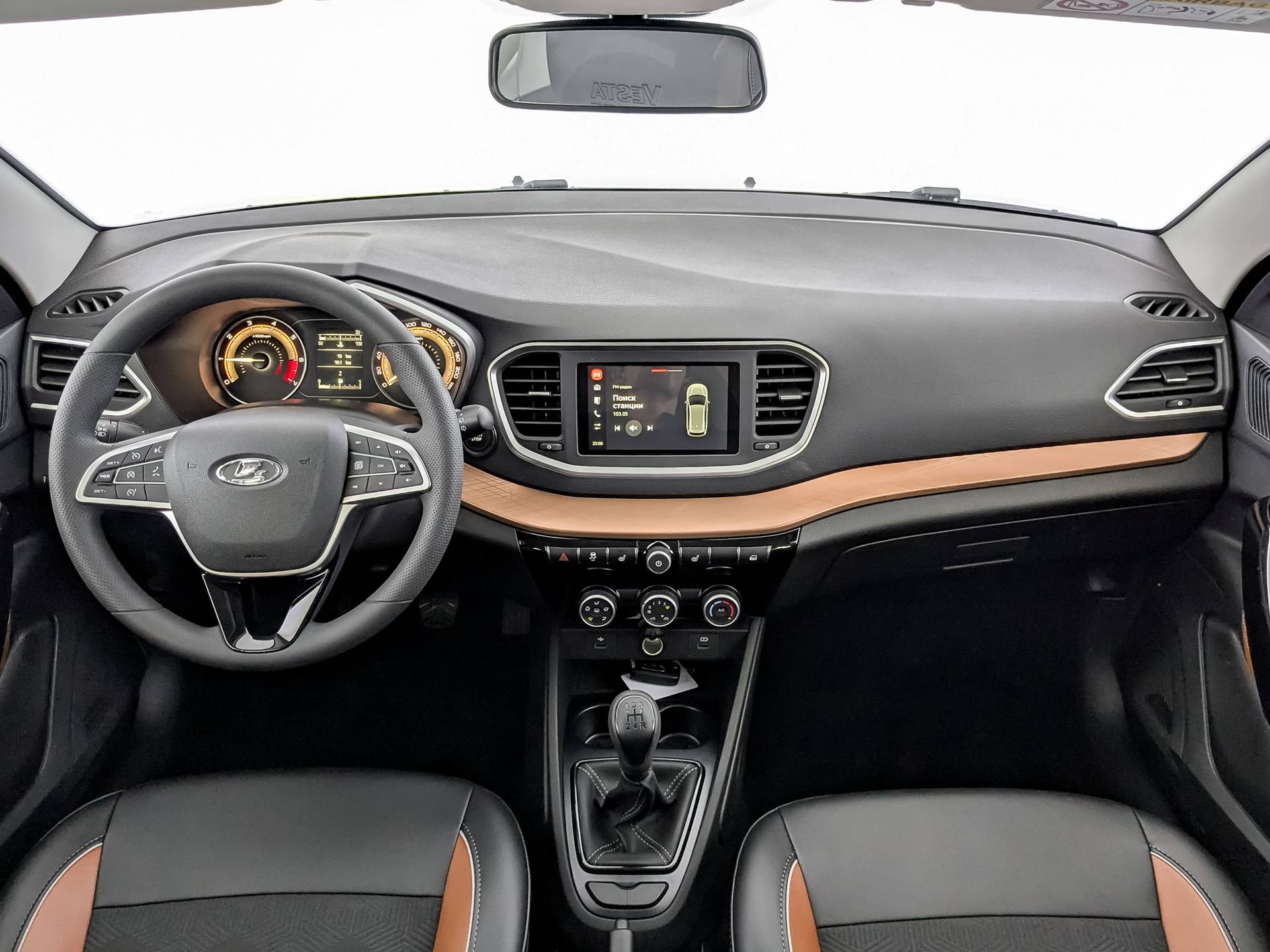 Lada Vesta SW Cross Life 24 1.6 106hp 5MT