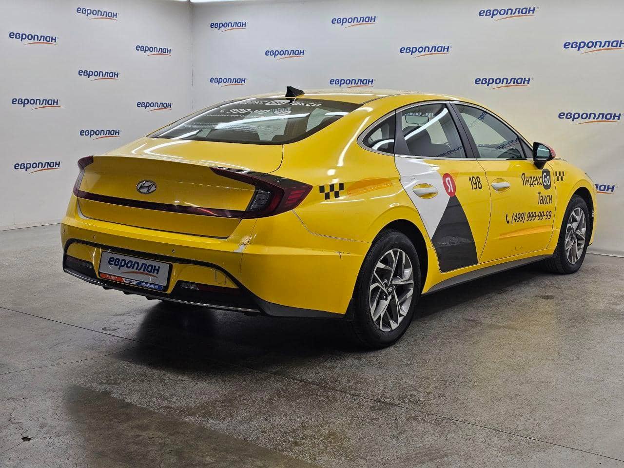 Hyundai Sonata,  239 020 км, 2021 года в лизинг