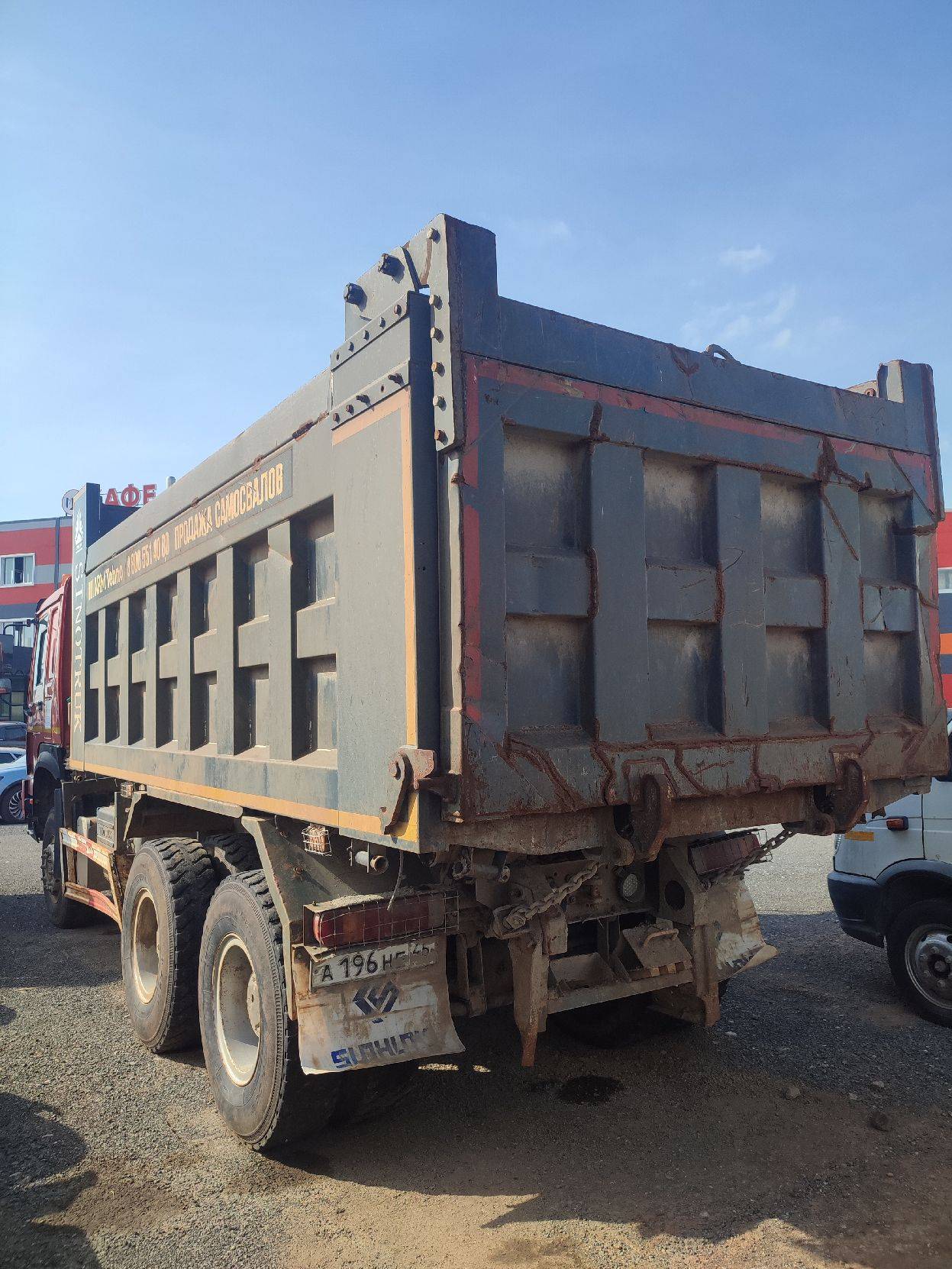 HOWO ZZ3327S3857E 6х6,  80 751 км, 2022 года в лизинг