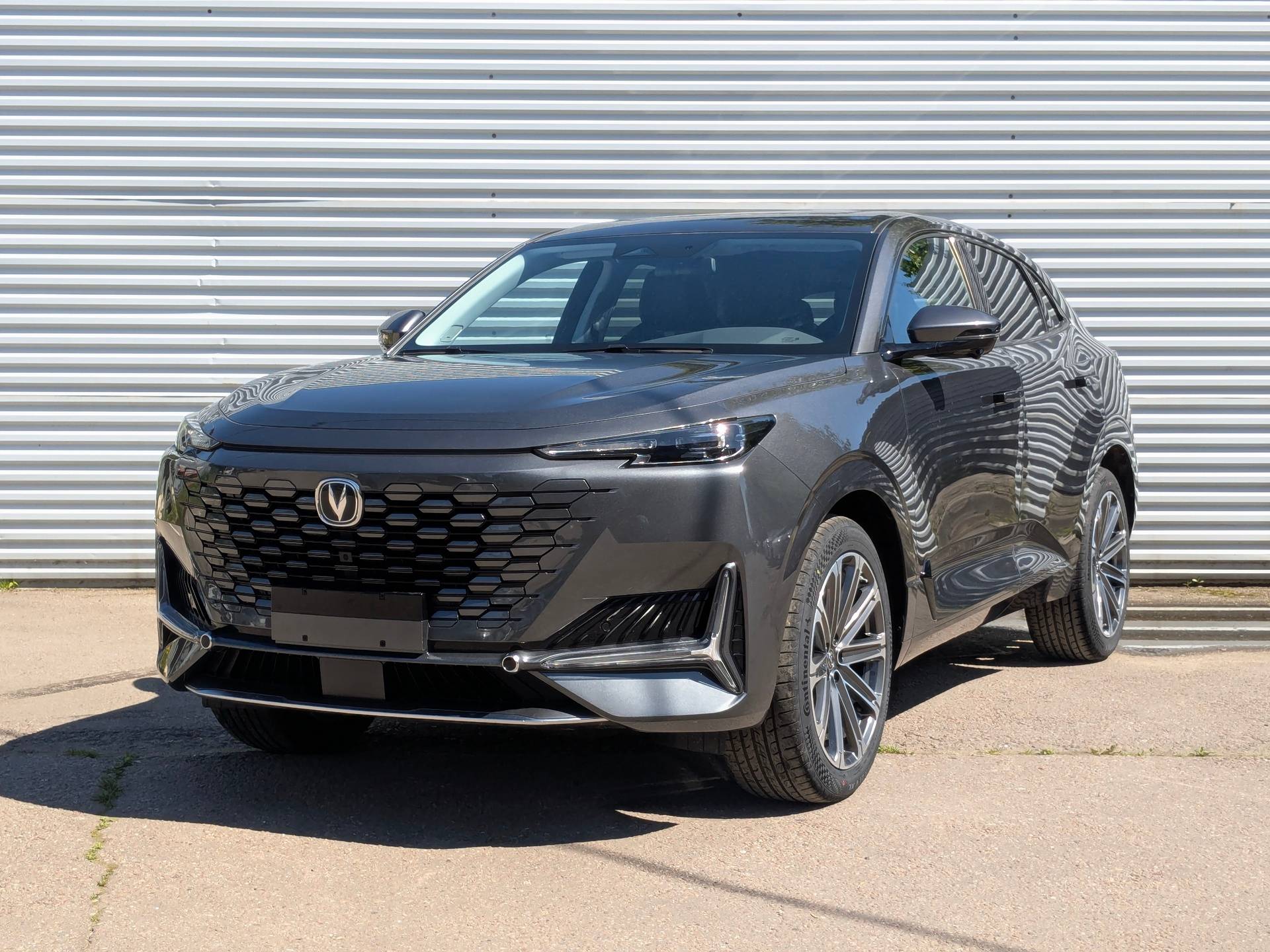Changan Uni-K Tech 2.0 8AT AWD