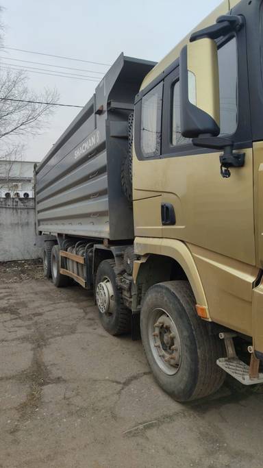 Shacman SX33186T366