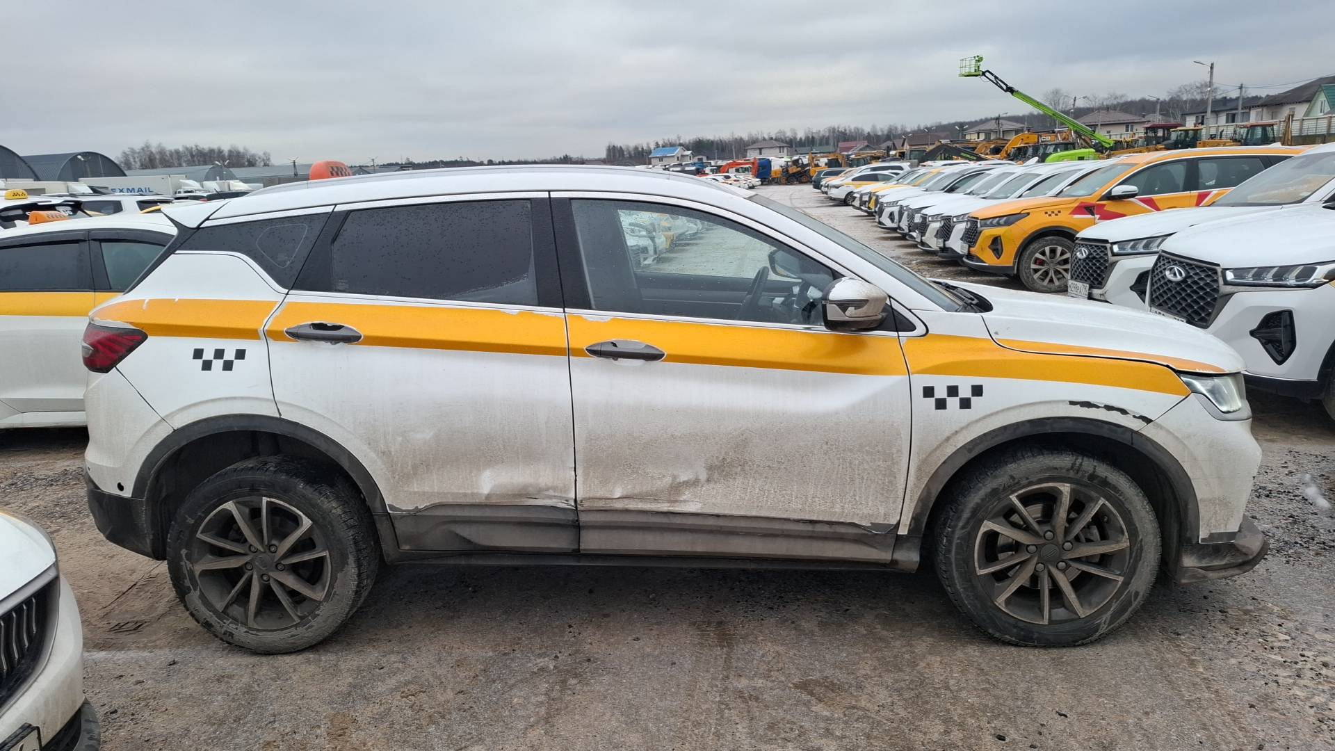 Geely Coolray,  233 355 км, 2023 года в лизинг