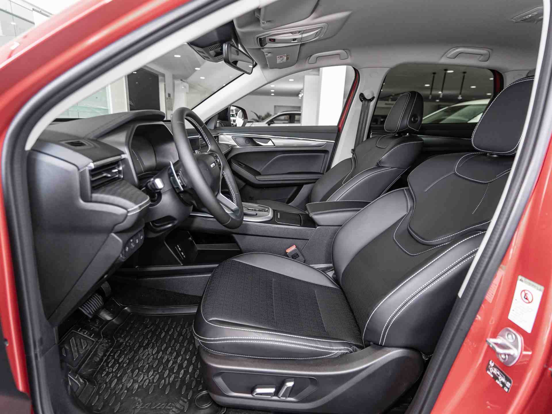 Haval Jolion Tech plus 1.5 7DCT 4WD