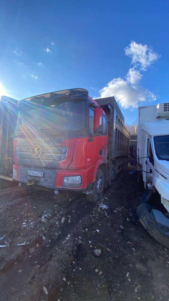 Shacman SX33186V366,  143 897 км, 2022 года