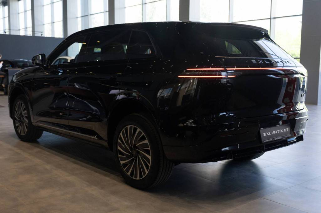 EXEED Exlantix ET 1.5T+40KWh AWD TOP BL
