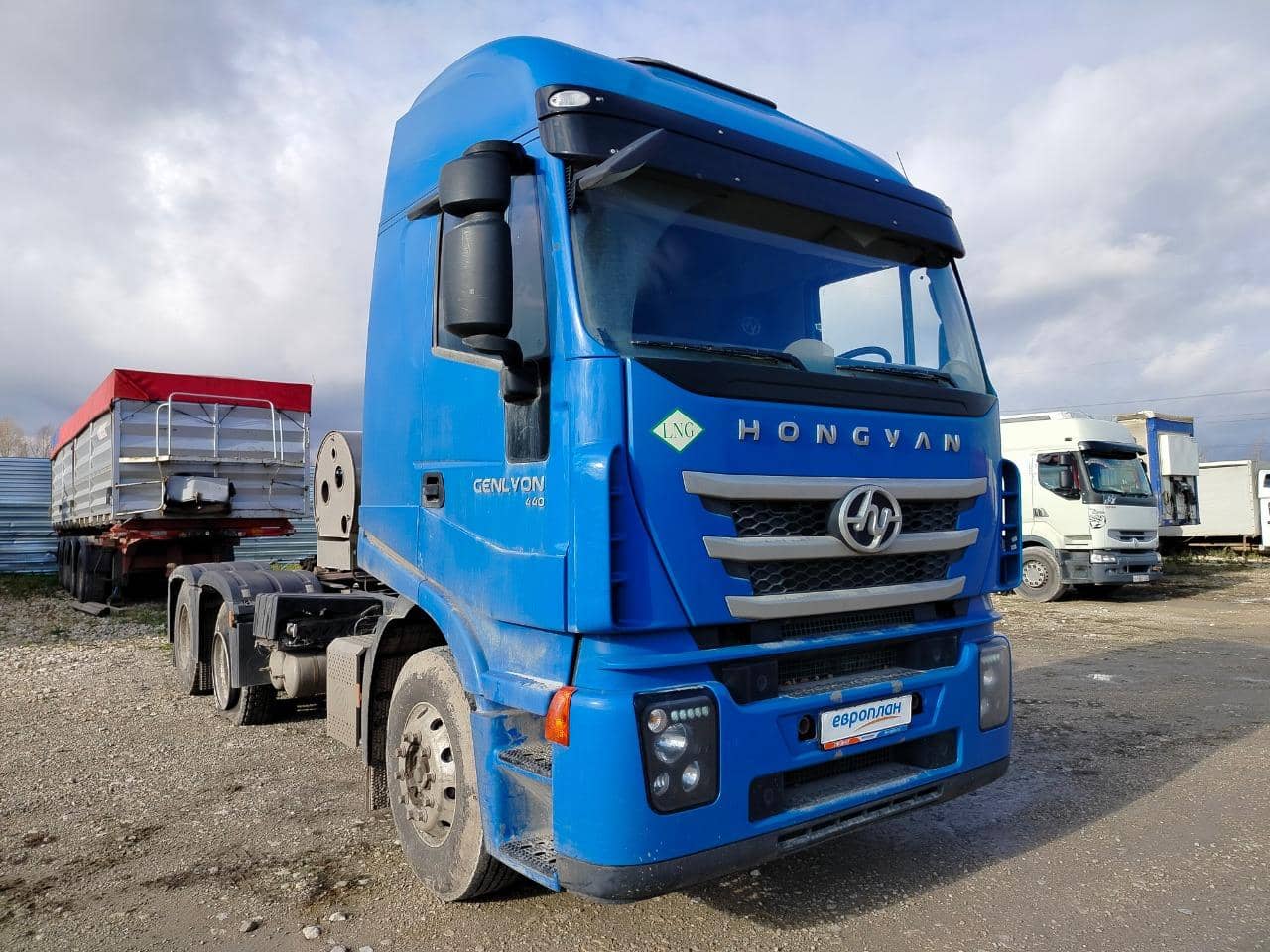HONGYAN CQ4187HD12381T LNG,  2 870 км, 2023 года в лизинг