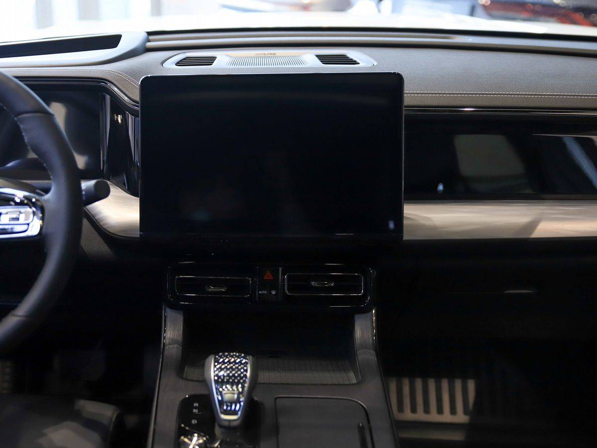 GAC GS8 GX Traveller 2.0 AT 4WD