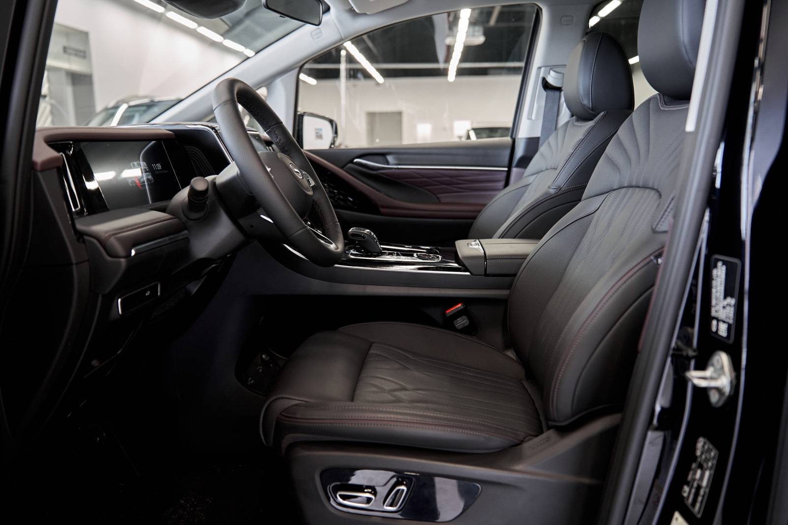 GAC M8 GX Premium 2.0T GDI 8AT