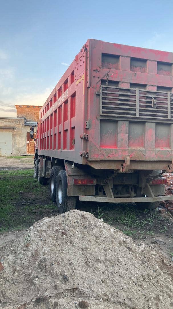 HONGYAN CQ3406HV39,  220 000 км, 2022 года в лизинг