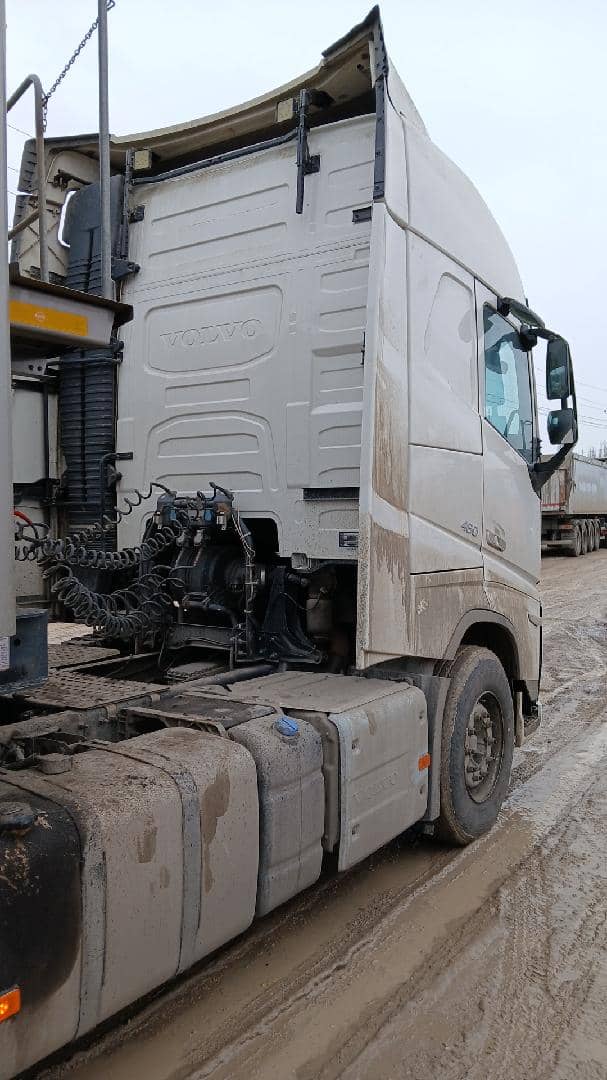 Volvo FH 460 4x2 (FH Globetrotter),  674 794 км, 2022 года в лизинг