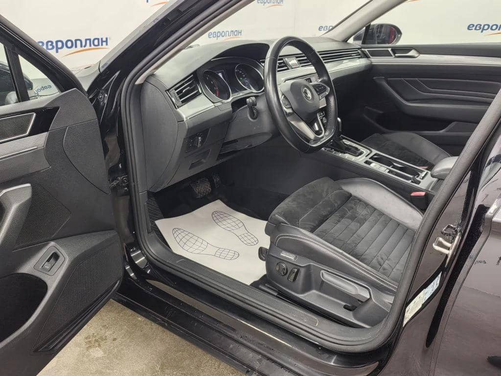Volkswagen Passat,  131 312 км, 2020 года в лизинг