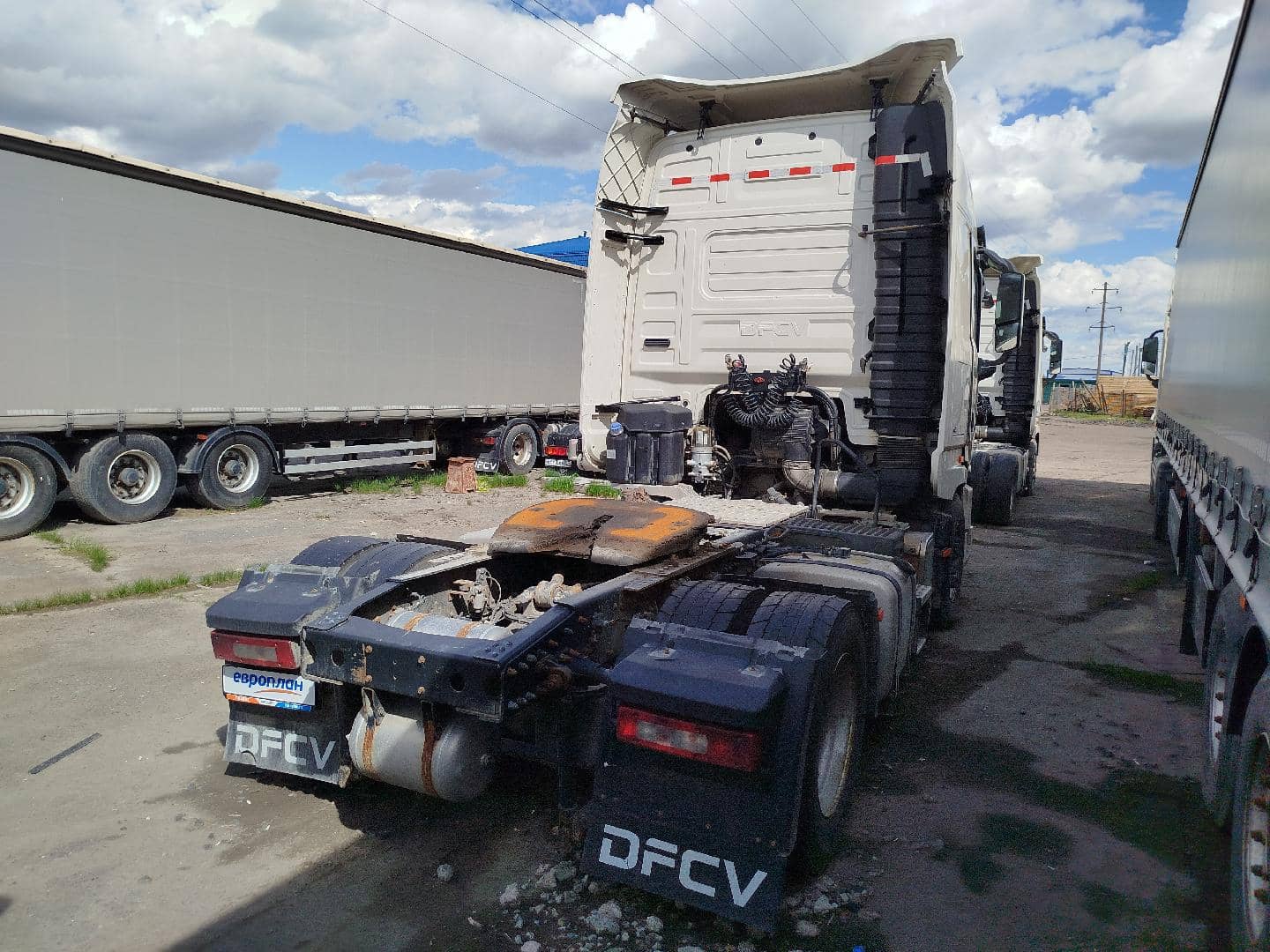 DongFeng GX DFH4180 4x2,  725 987 км, 2023 года в лизинг