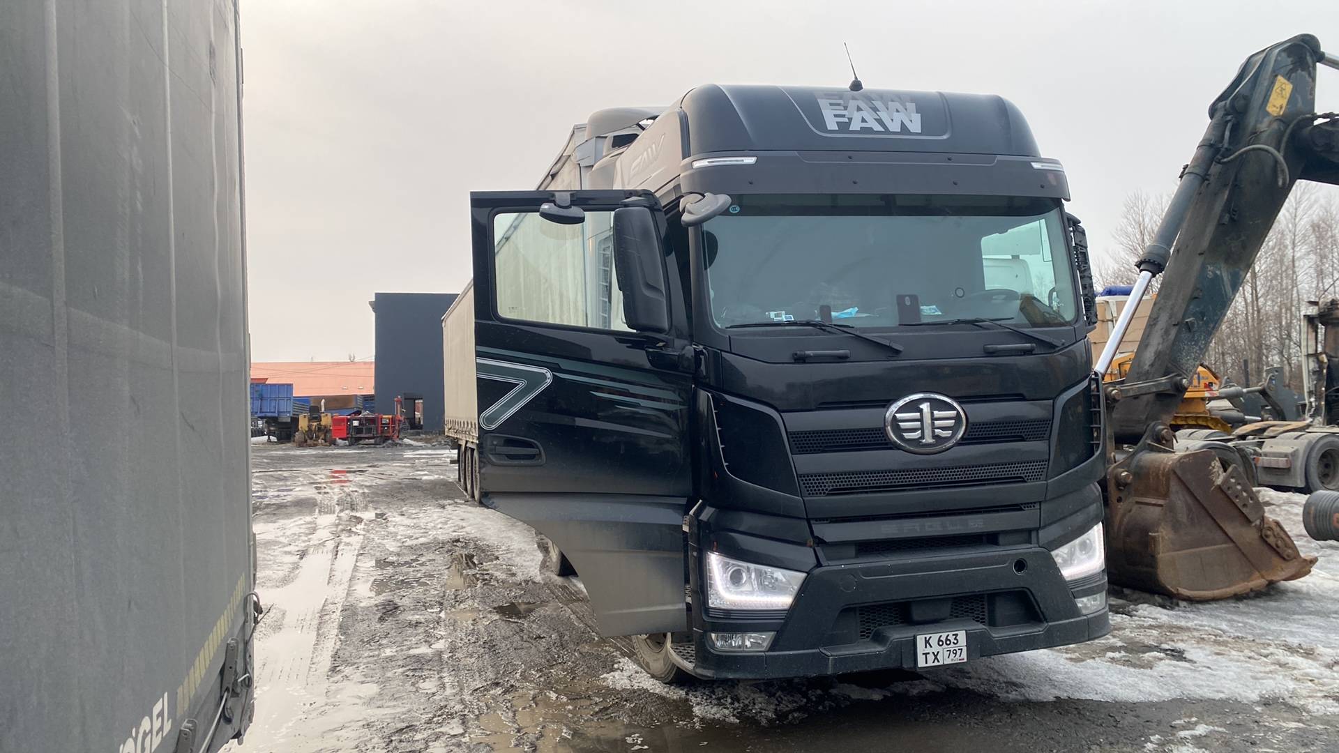 FAW CA4180P77K25E5 4x2