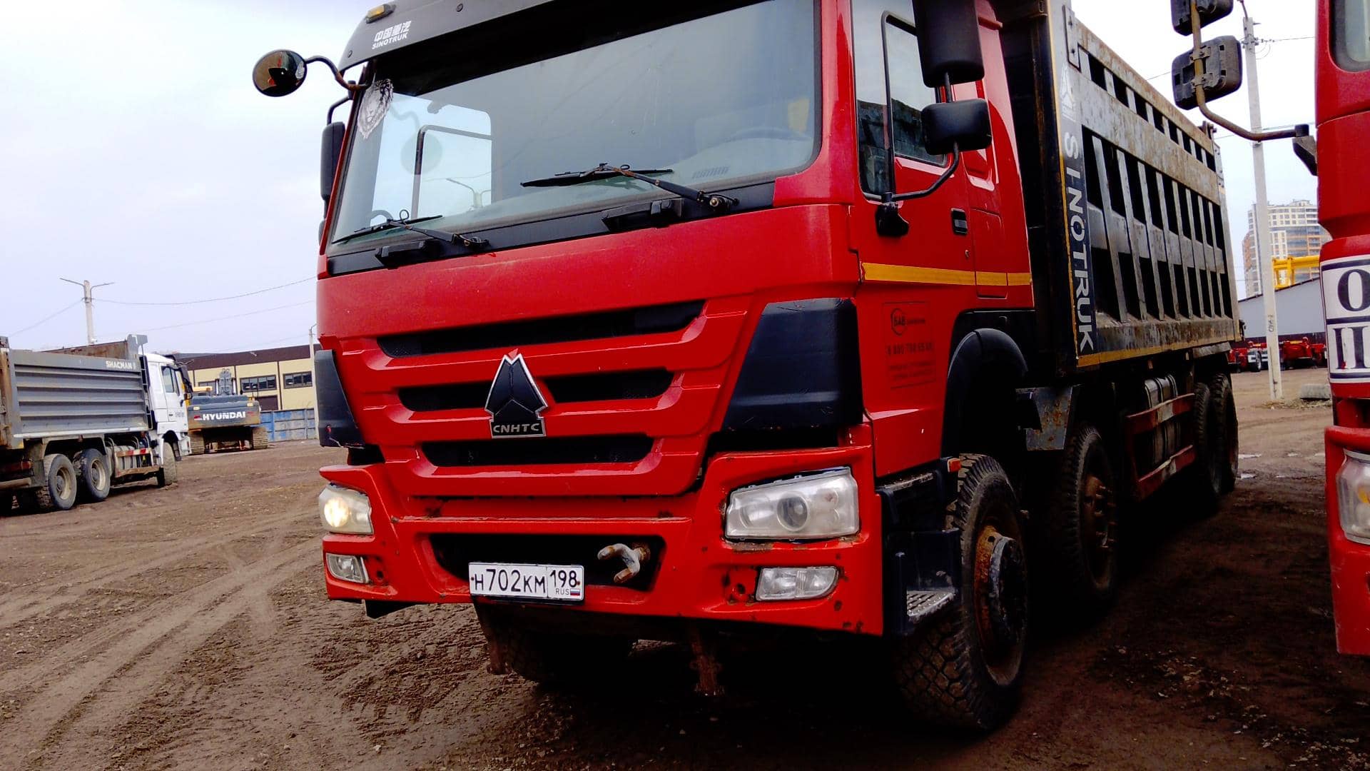 HOWO ZZ3407S3867Е 8х4,  169 655 км, 2022 года в лизинг