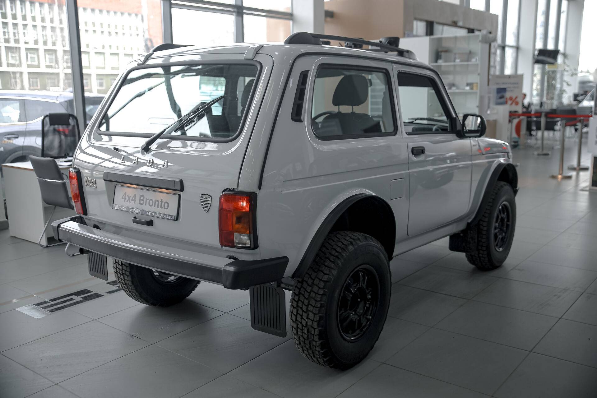 Lada Niva Legend Bronto Luxe 1.7 5MT