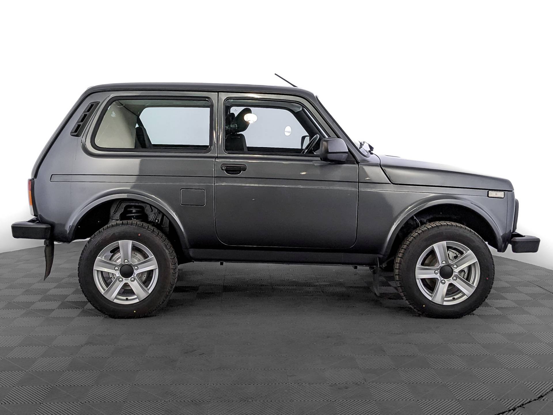 Lada Niva Legend 3 дв Luxe 24 Кондиционер 1.7 5MT