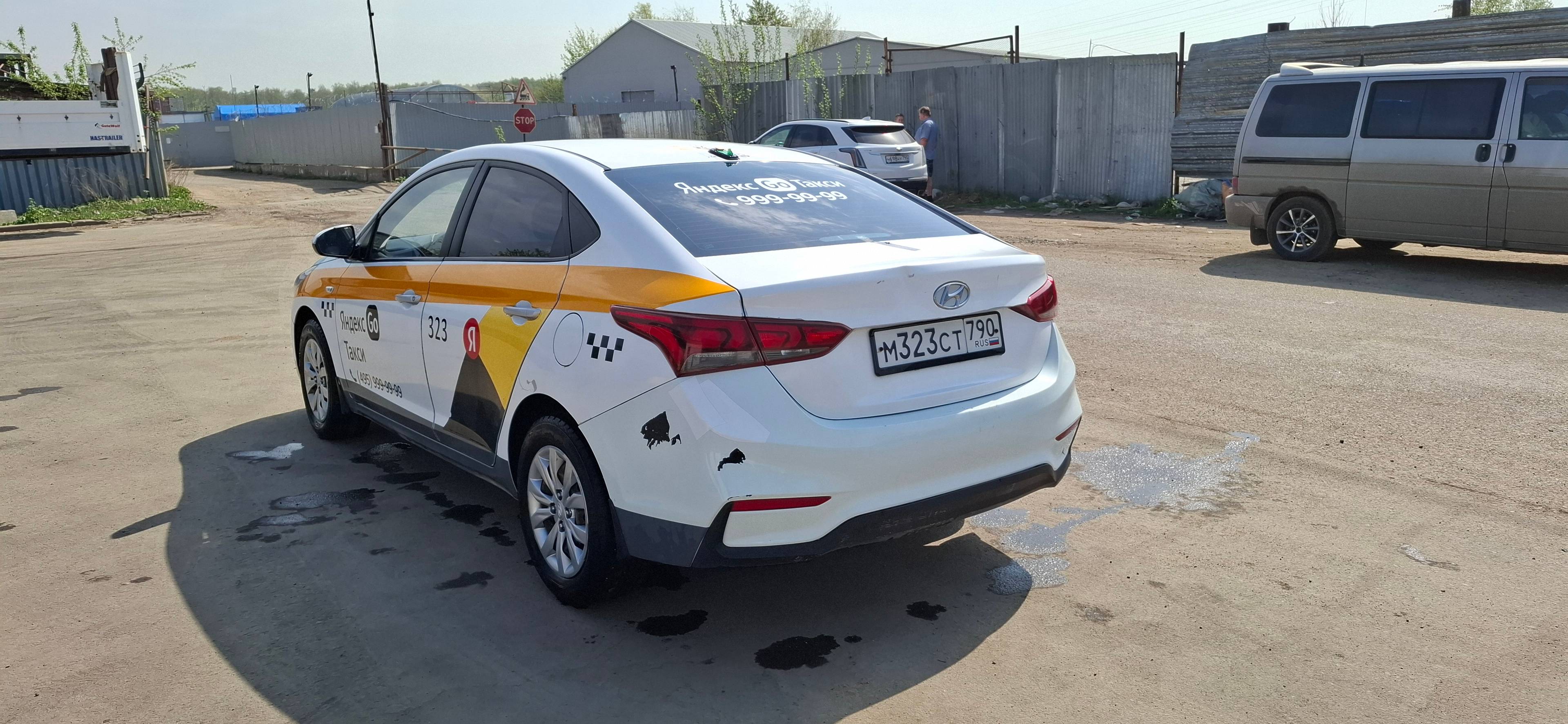 Hyundai Solaris,  303 174 км, 2018 года