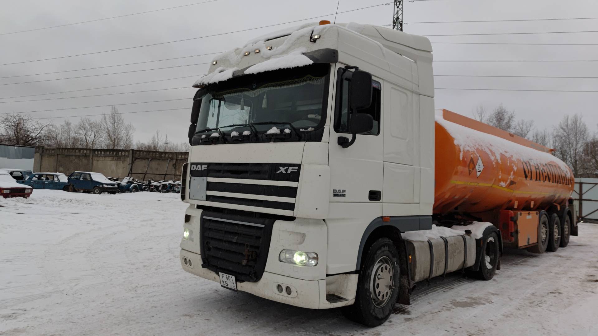 DAF XF105.460 FT 4x2 (Space Cab)