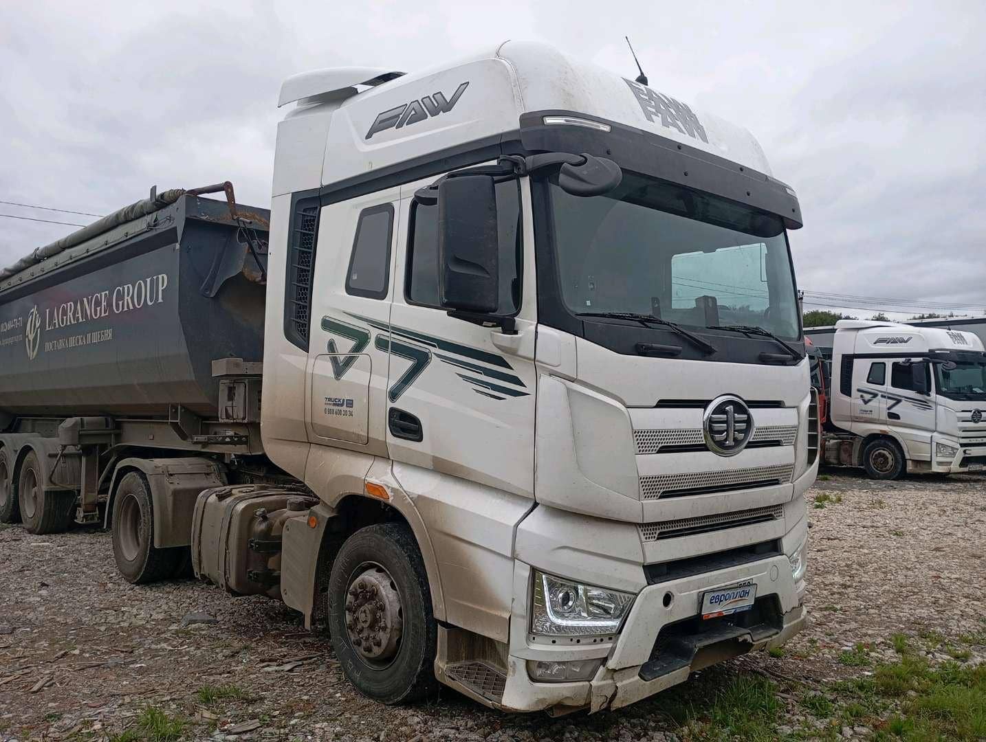 FAW CA4180P77K25E5 4x2,  527 235 км, 2023 года в лизинг