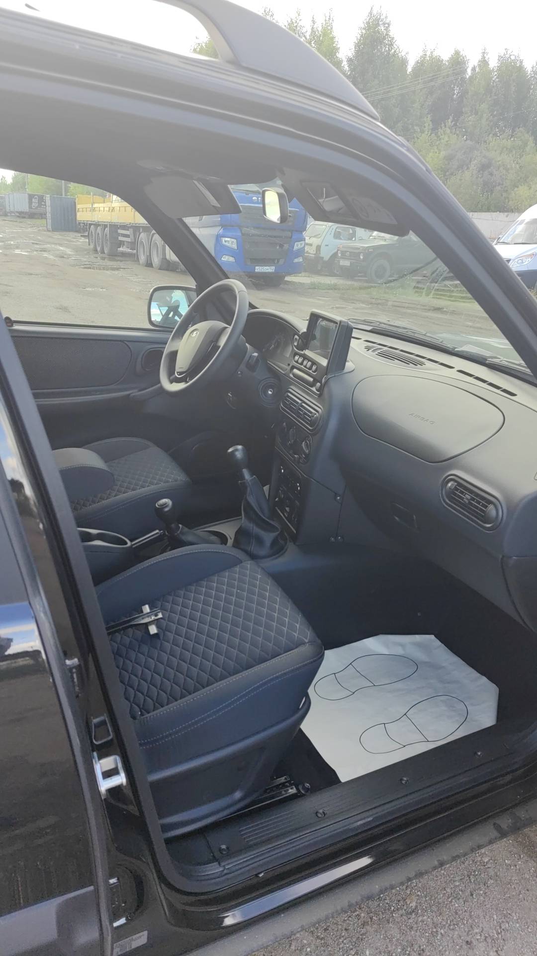 Lada Niva Travel,  45 км, 2025 года в лизинг