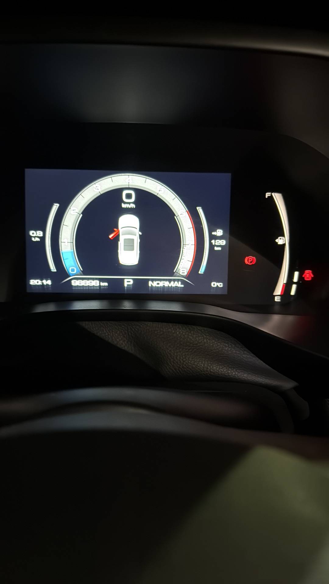 Haval Jolion,  98 898 км, 2023 года в лизинг