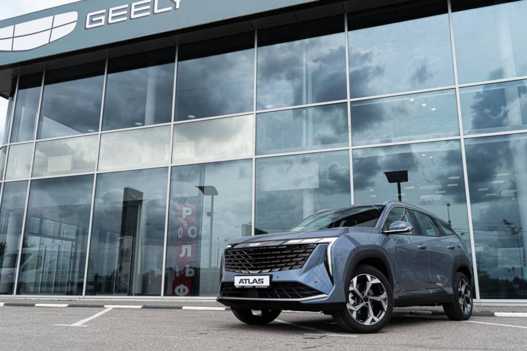 Geely Atlas Flagship 2.0T 8AT 4WD