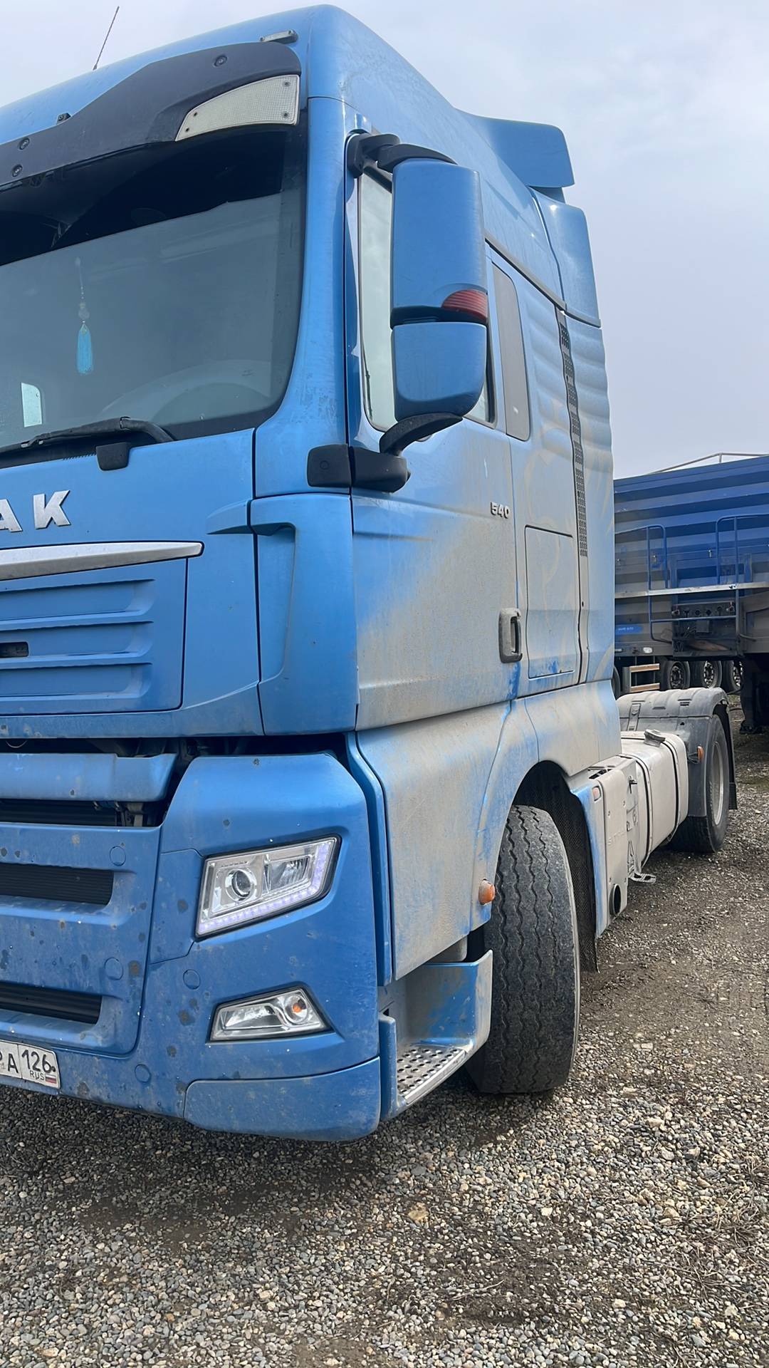 Sitrak C7H 4x2 ZZ4186V361HE