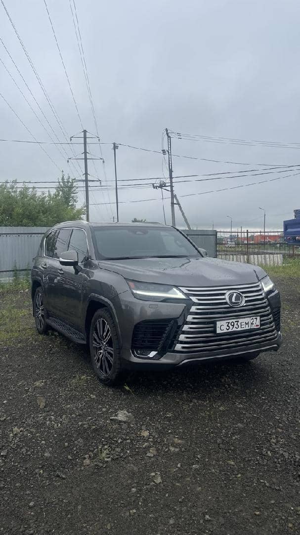 Lexus LX 600