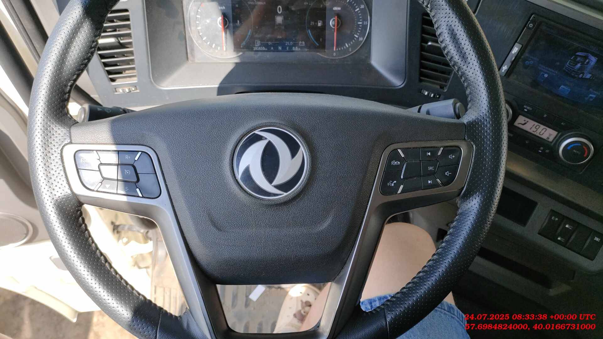 DongFeng GX DFH4180 4x2,  181 610 км, 2023 года в лизинг