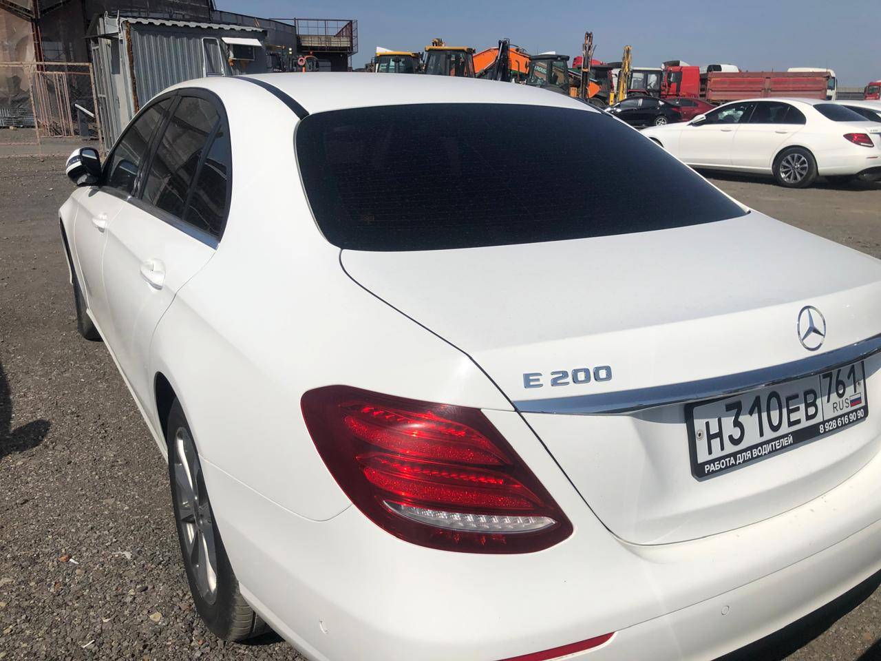 Mercedes-Benz E седан,  248 581 км, 2018 года в лизинг