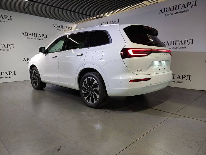 AITO M7 Luxury 4WD 6seats