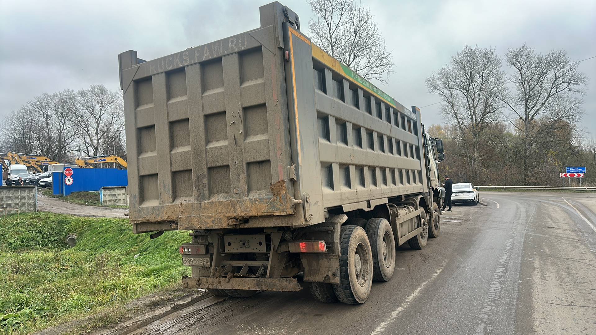 FAW CA3310P66K24T4E5 8х4,  115 606 км, 2023 года в лизинг