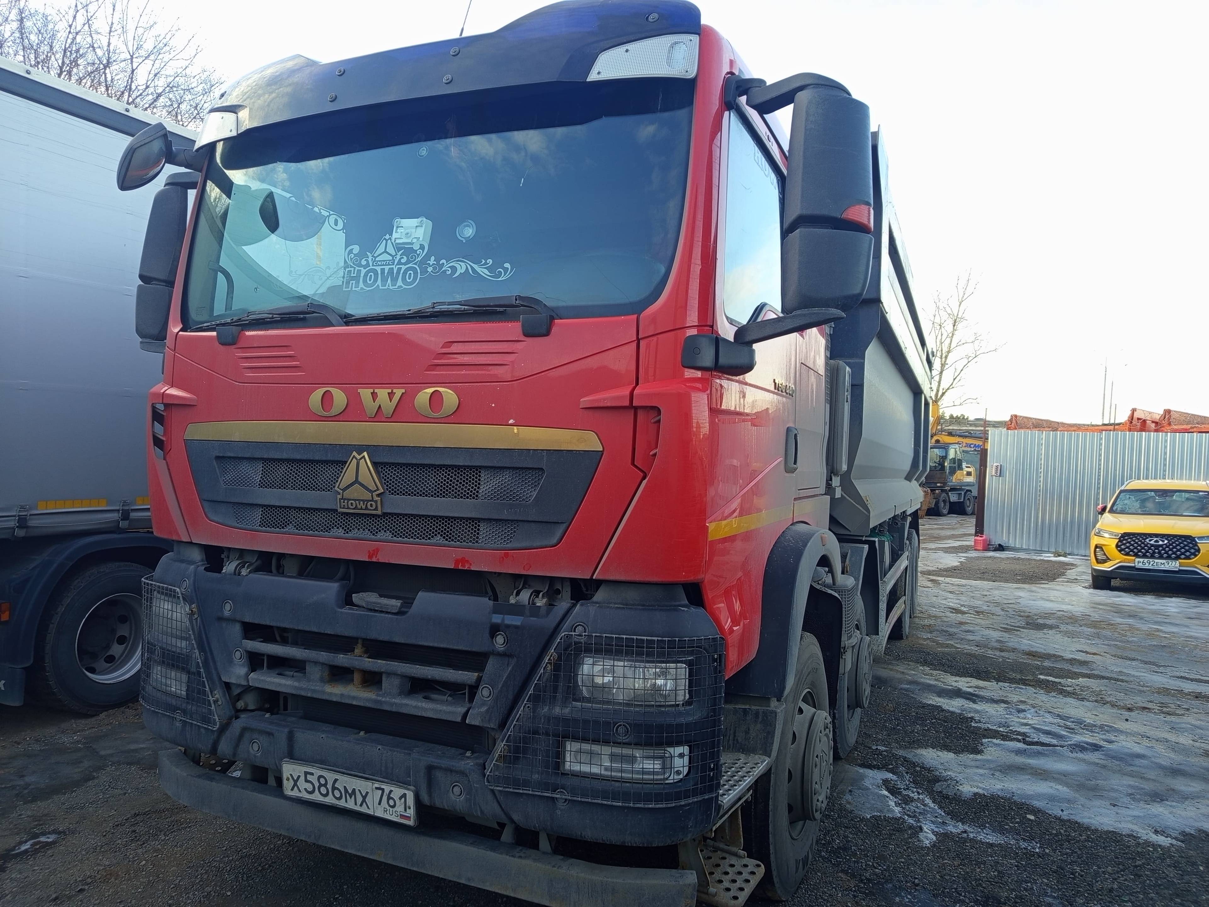HOWO ZZ3317V386GE1 8х4