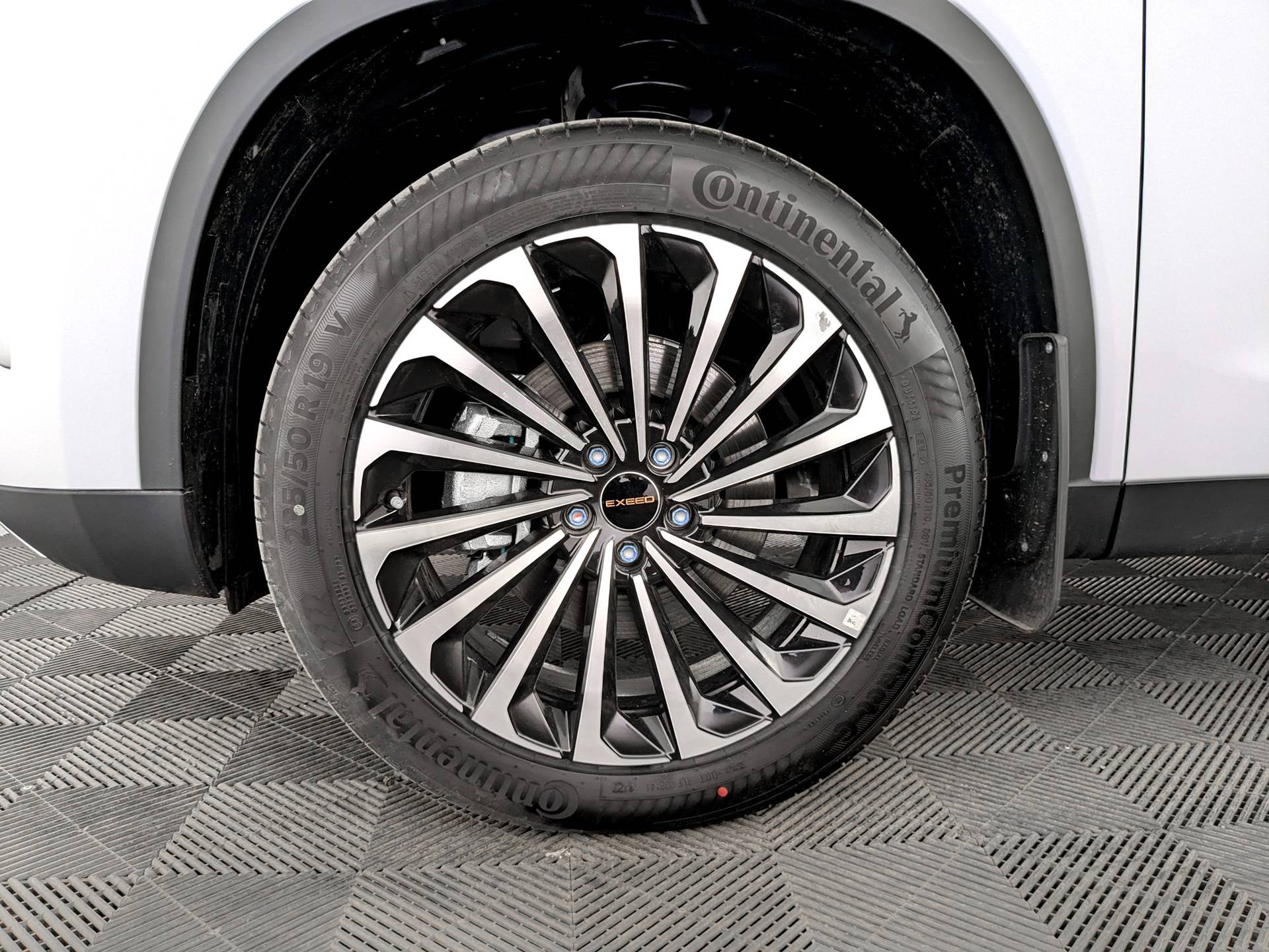 EXEED TXL Prestige 1.6 TGDI DCT7 AWD