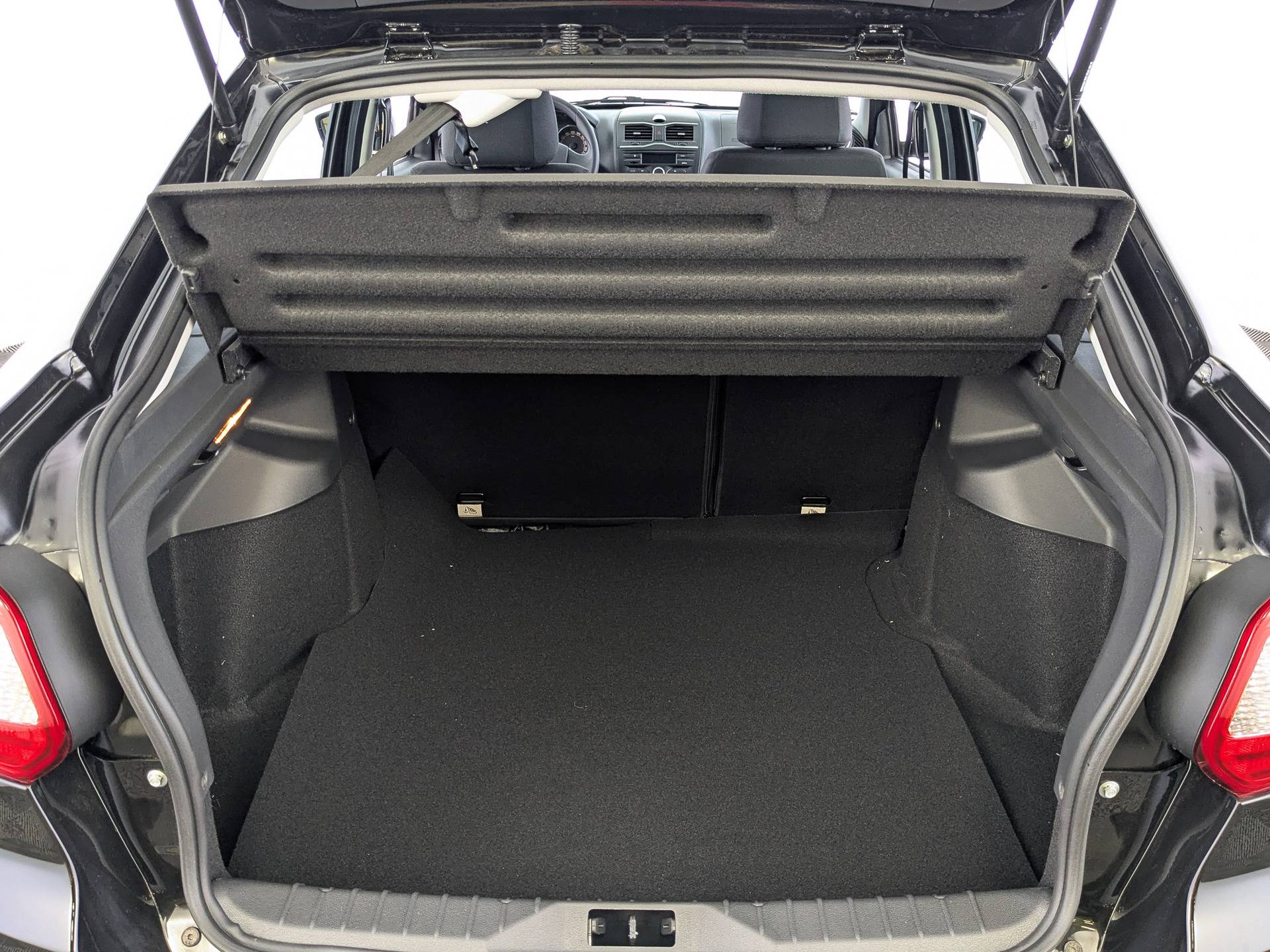 Lada Granta седан Comfort 23 Plus  1.6 106hp 5MT