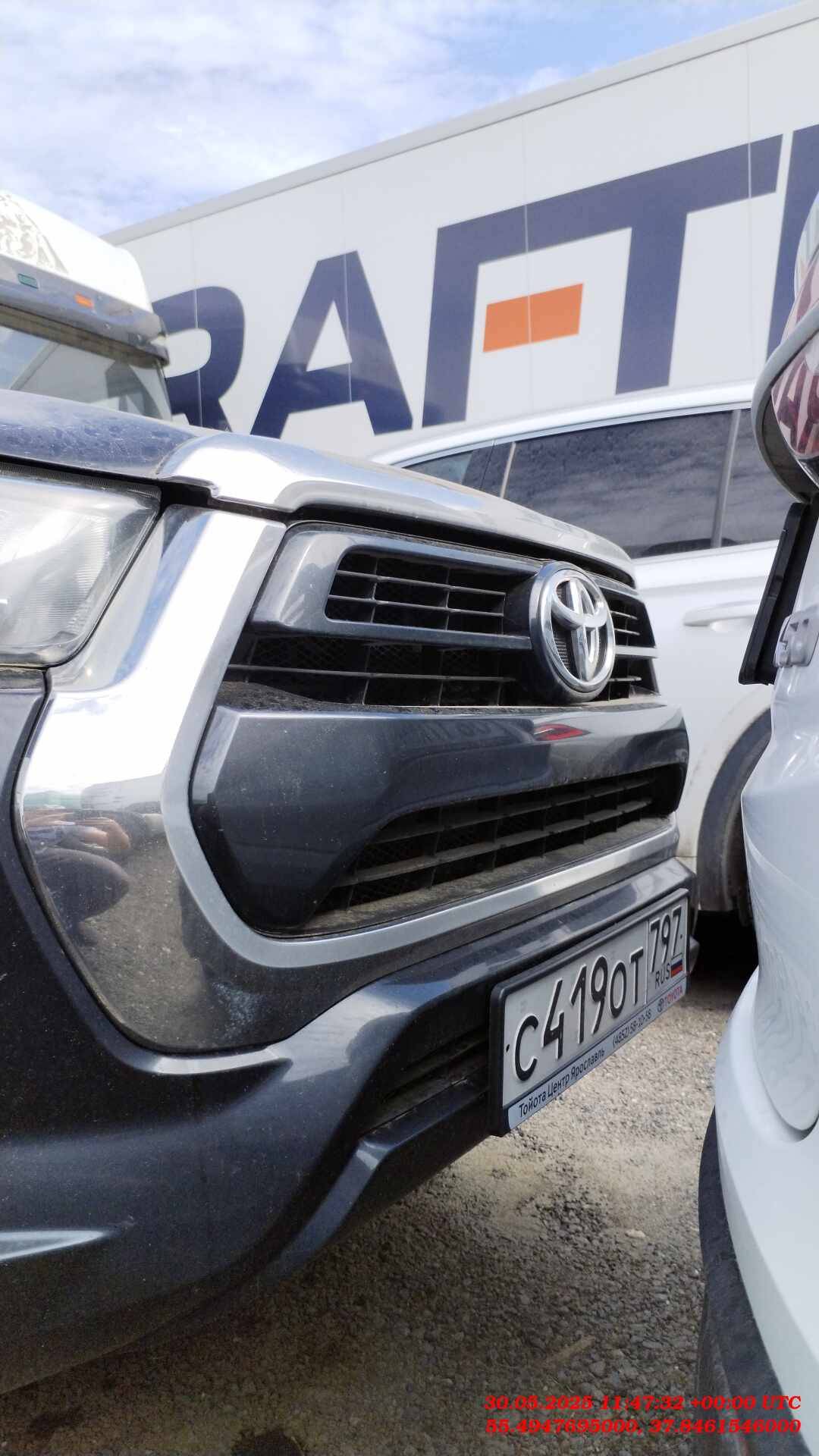 Toyota Hilux,  128 090 км, 2021 года в лизинг