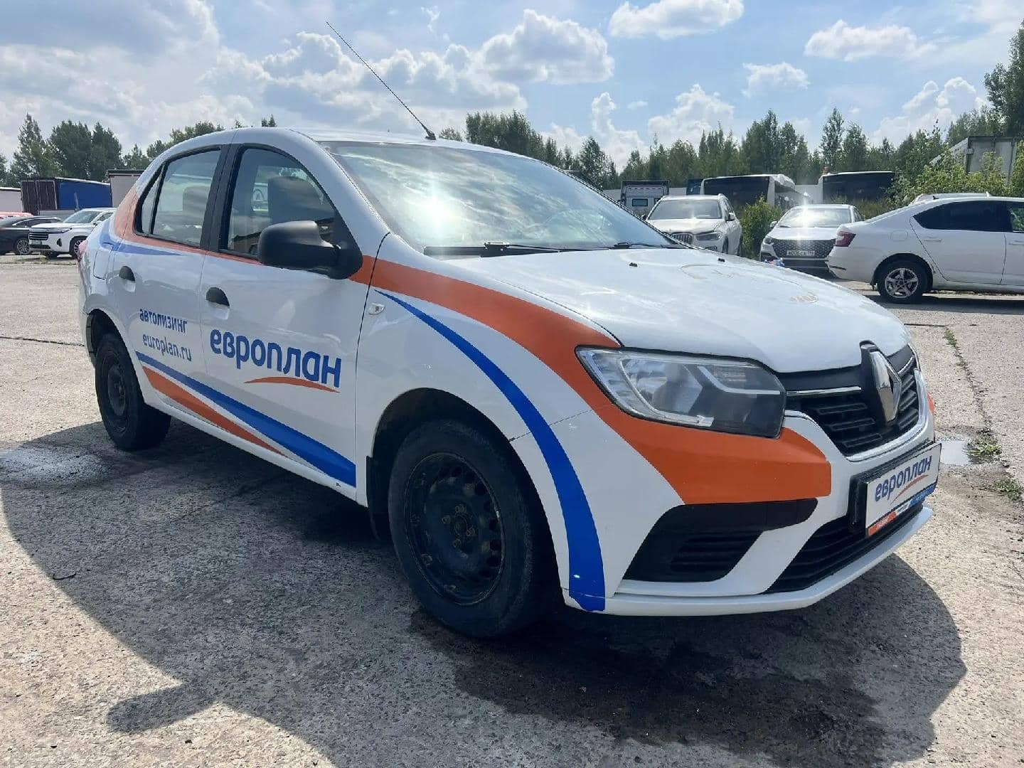 Renault Logan II,  139 803 км, 2019 года в лизинг