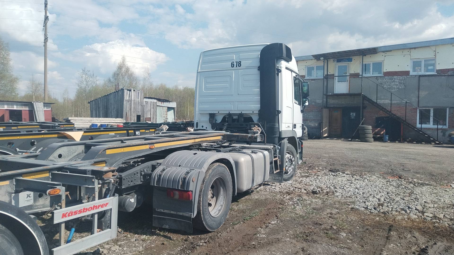 Mercedes-Benz Actros 3 1841 LS 4x2 (L),  1 035 656 км, 2018 года в лизинг