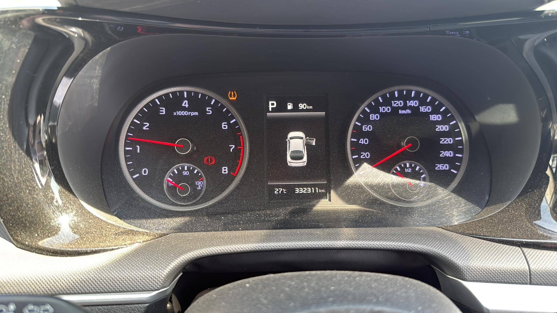 KIA K5,  332 311 км, 2021 года