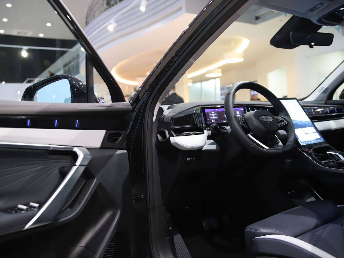 Geely Atlas Flagship 2.0T 8AT 4WD