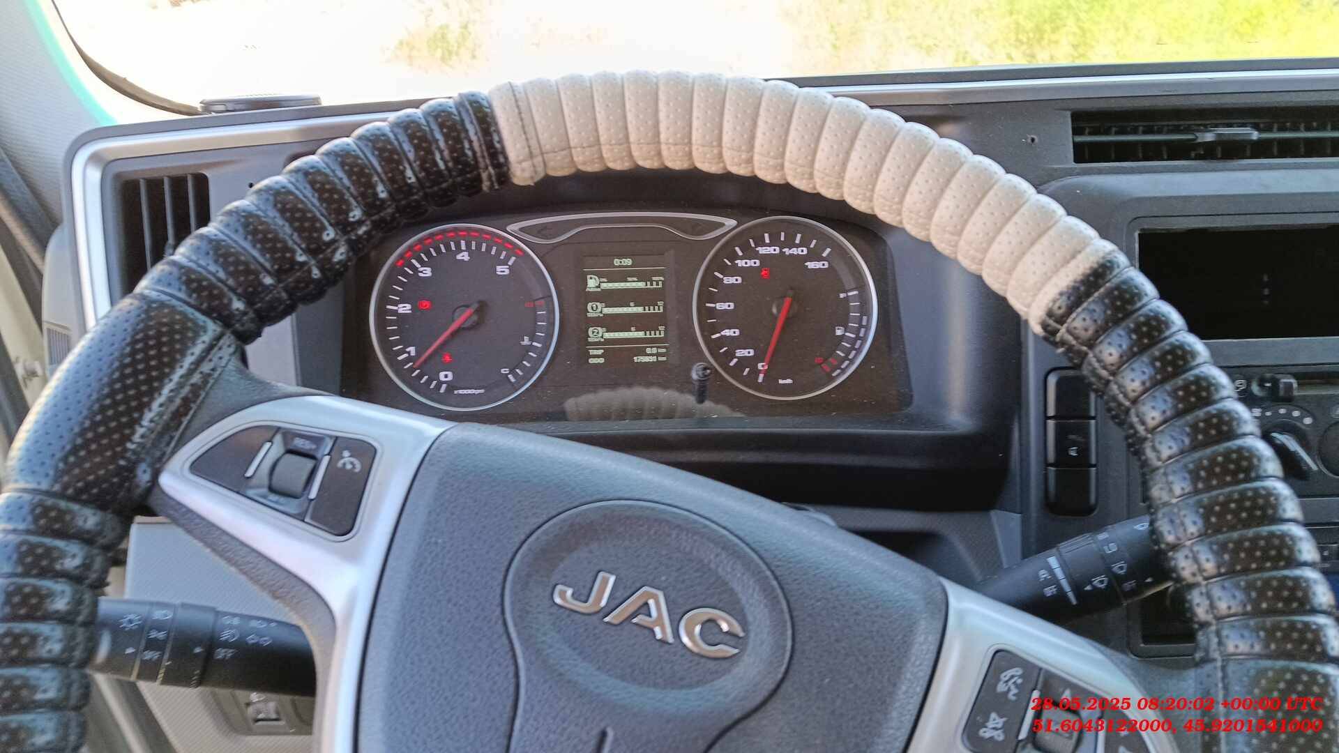 JAC N 120,  175 561 км, 2024 года в лизинг