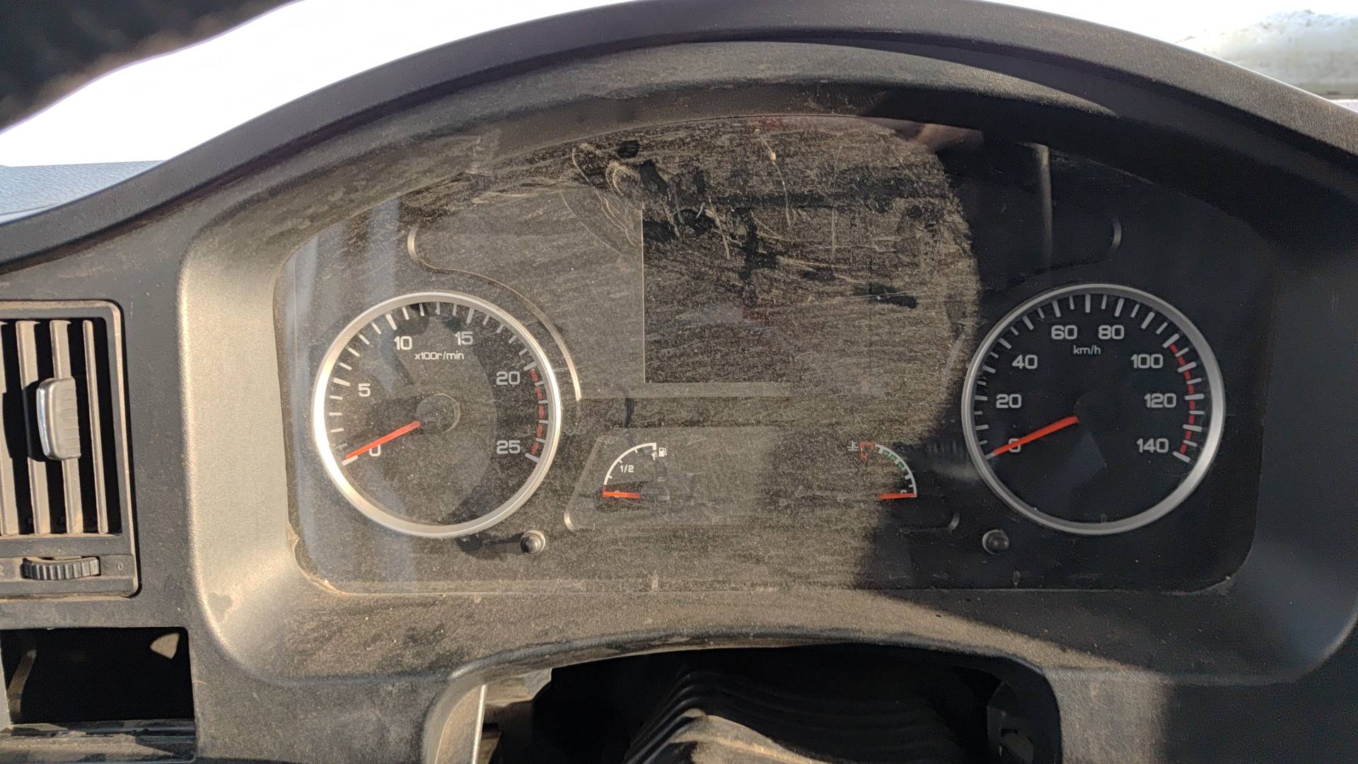 Shacman SX33186V366,  175 000 км, 2023 года в лизинг