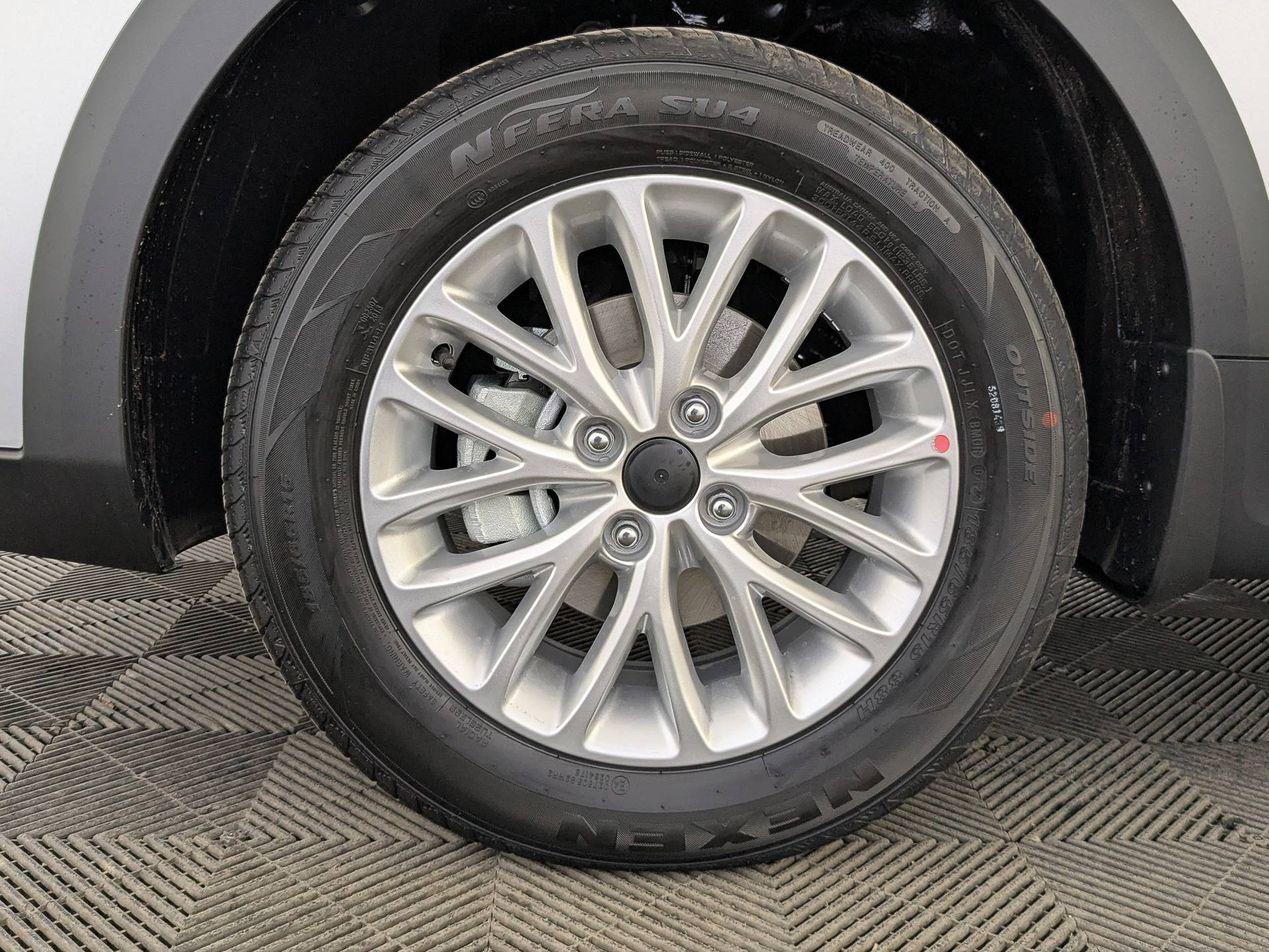 Solaris KRX Престиж 1.6 АТ (Prestige)