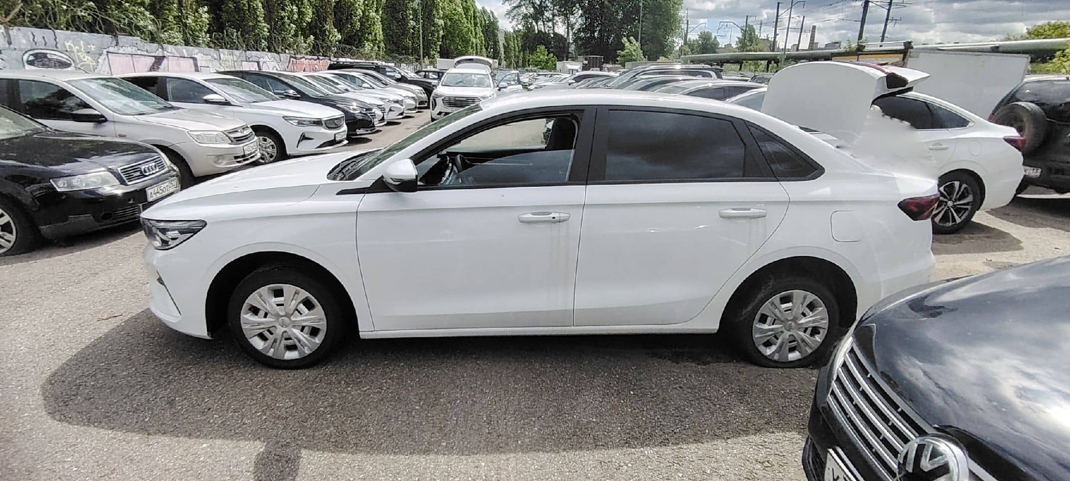 Geely Emgrand,  137 578 км, 2023 года в лизинг