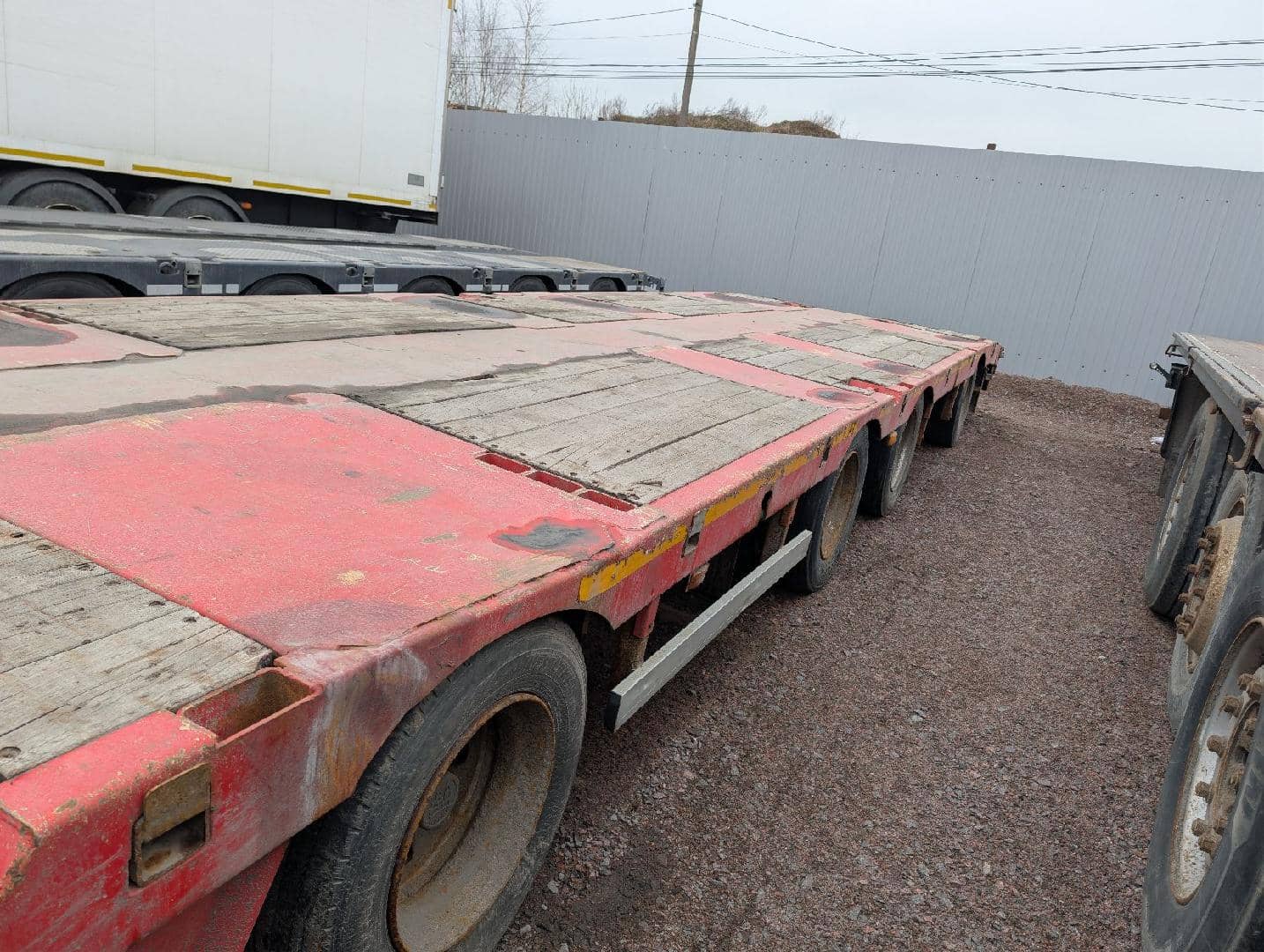 Компания СпецПрицеп Тяжеловоз низкорамный 9942L4, 2020 года в лизинг