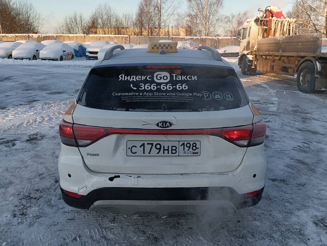 KIA Rio X-Line,  253 662 км, 2019 года в лизинг