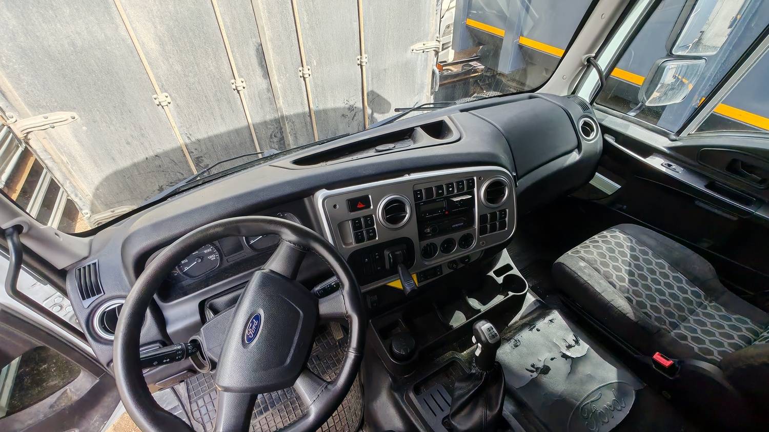 Ford CARGO 1848Т 4x2,  747 566 км, 2018 года в лизинг