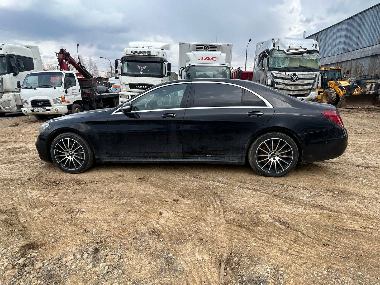 Mercedes-Benz S седан,  157 023 км, 2018 года в лизинг